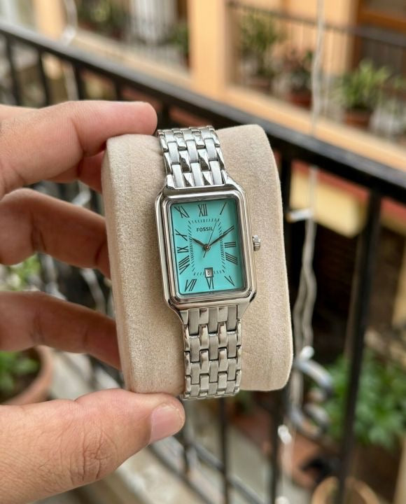 FOSSIL LADIES WATCH