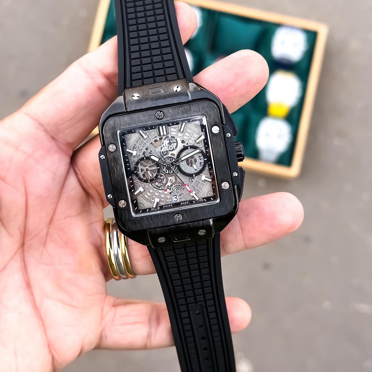 HUBLOT BIGBANG SQUARE UNICO 42MM