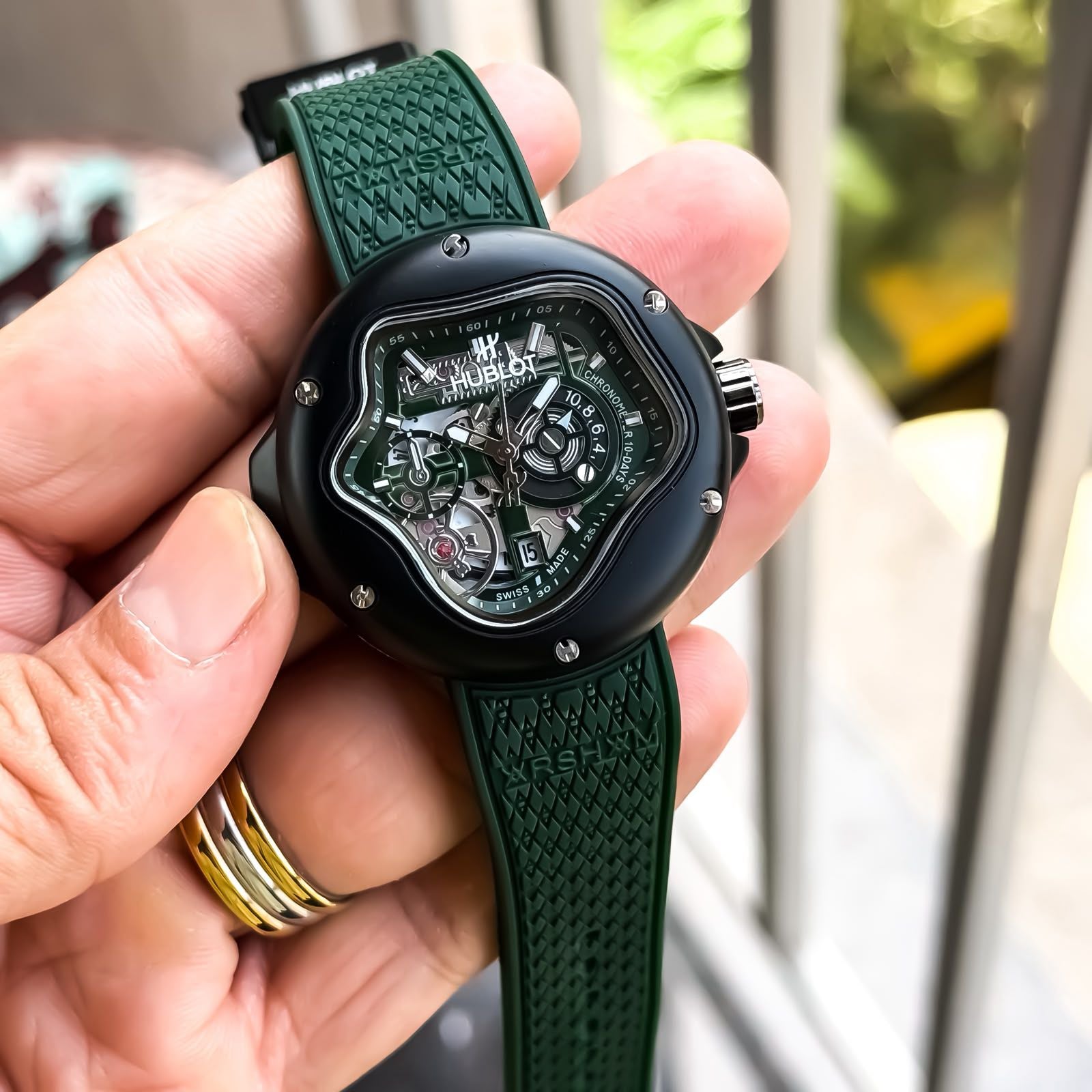 HUBLOT