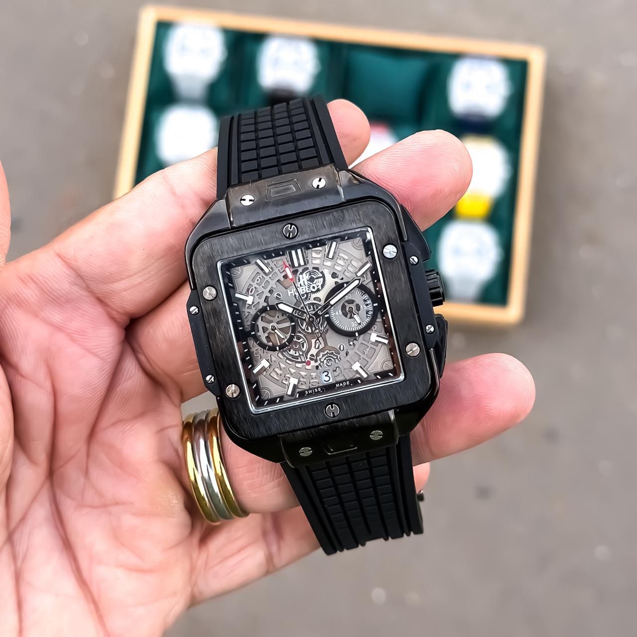 HUBLOT BIGBANG SQUARE UNICO 42MM